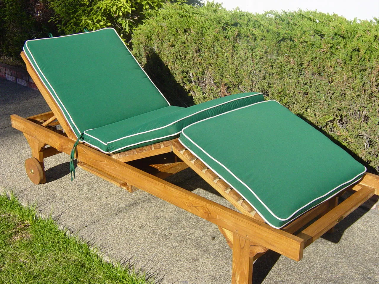 Classic Teak Chaise Lounge Cushion 4 Section