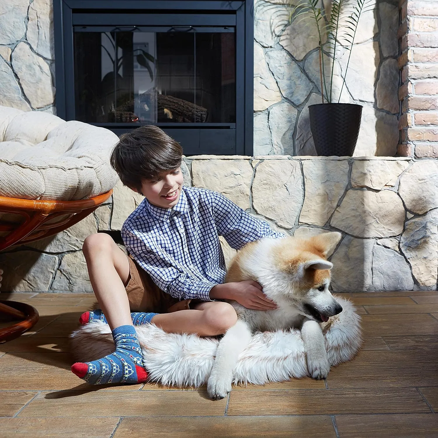 Luxury Faux Fur Orthopedic Dog Bed Donut, Memory Foam Circle Bed for Small, Medium, Large and XL Pets, Fluffy Pet Rug with Waterproof and Washable Soft Cover, Bone White